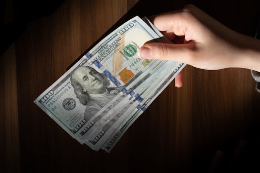 OCU demuestra que es posible ahorrar 1.273 € al año en ...