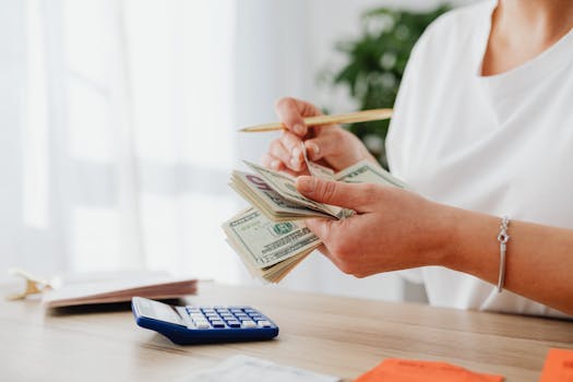 Ahorro y desahorro: ¿qué hábitos tenemos los españoles?