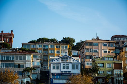 ¿Dónde es más difícil comprar una casa en España?